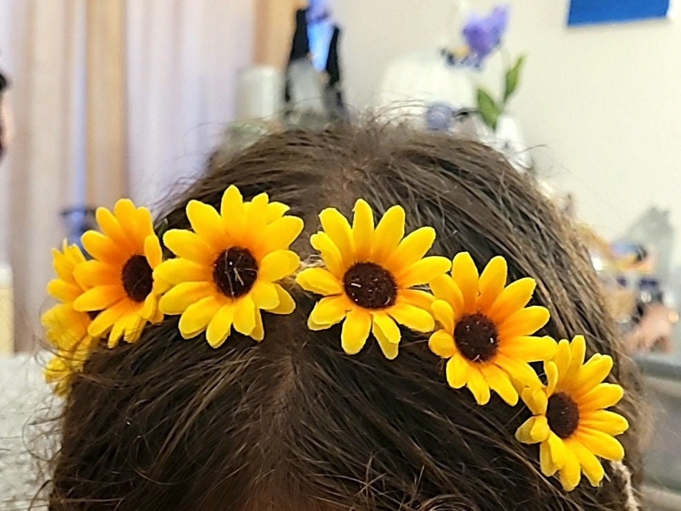 Sunflower Headband. Summer solstice, boho, hippie, flower tiara, flower crown, hair accessories, adjustable
